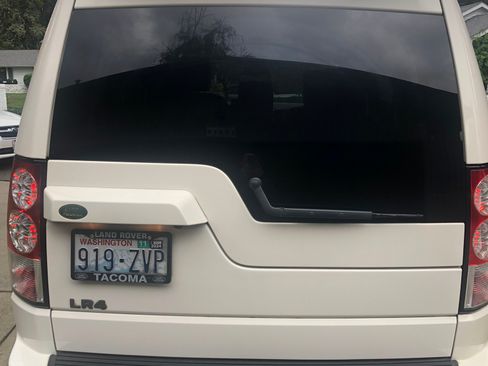 Used 2010 Land Rover LR4 HSE LUX image 12