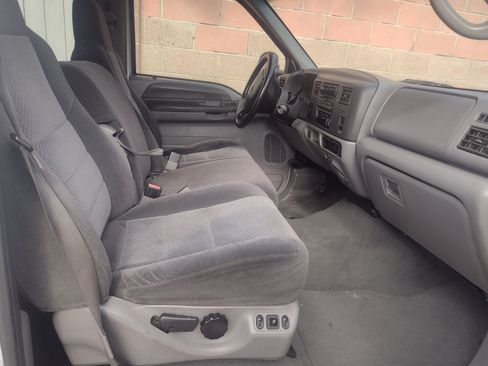 Used 2002 Ford F250 2WD Crew Cab Super Duty image 5