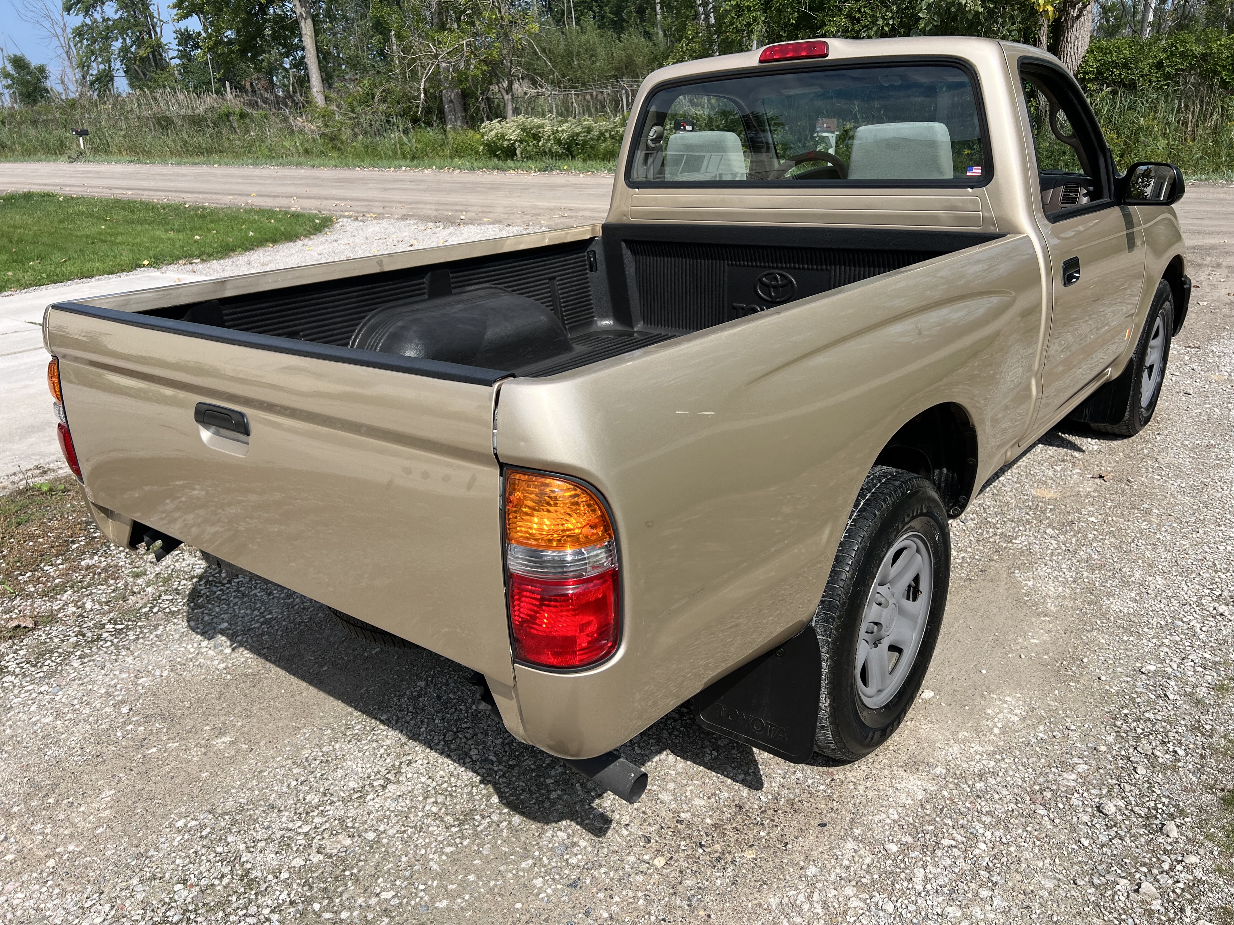 Used 2002 Toyota Tacoma 2WD Regular Cab w/ Enhancement Pkg image 5
