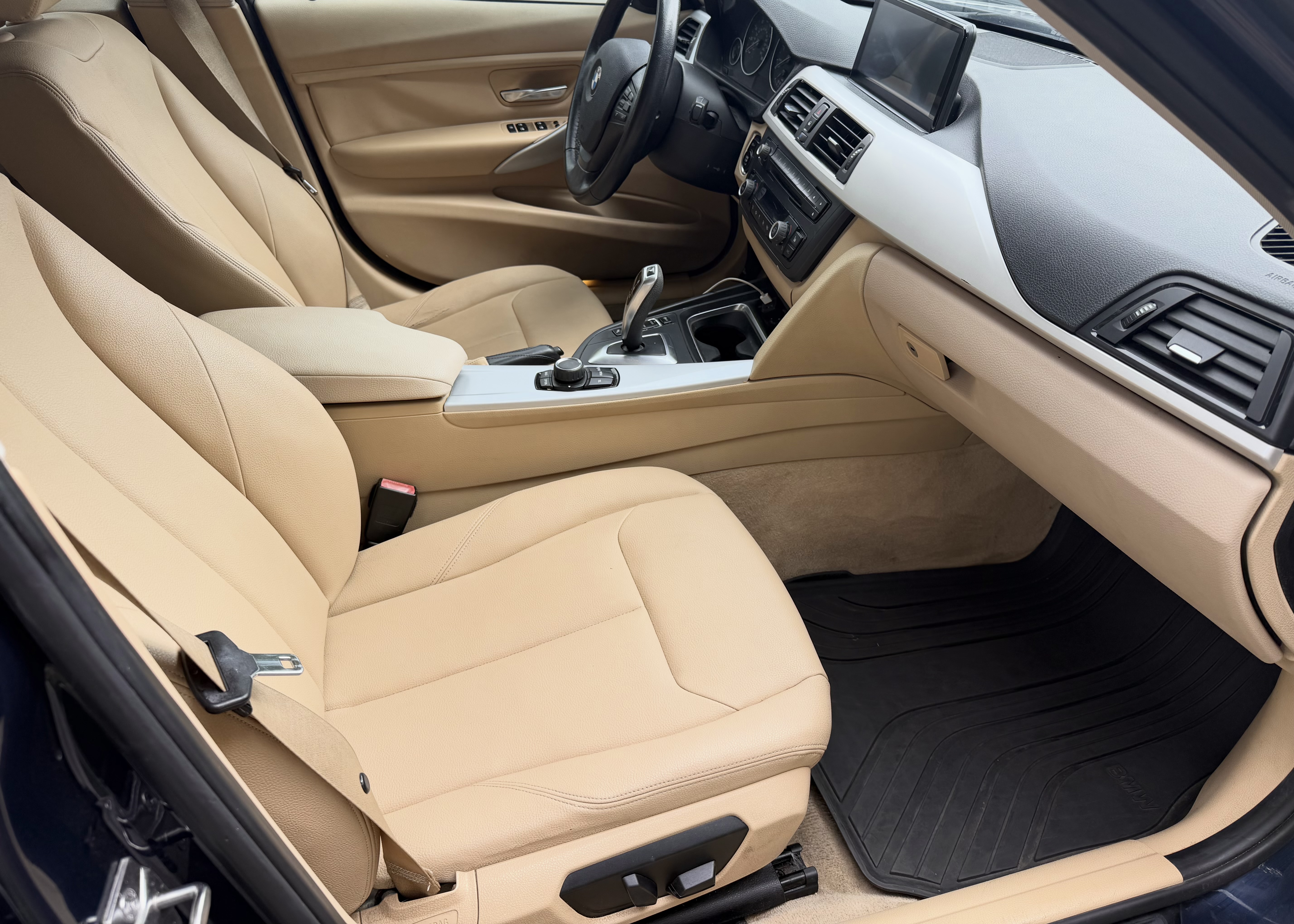 Used 2013 BMW 328i Sedan RWD image 8