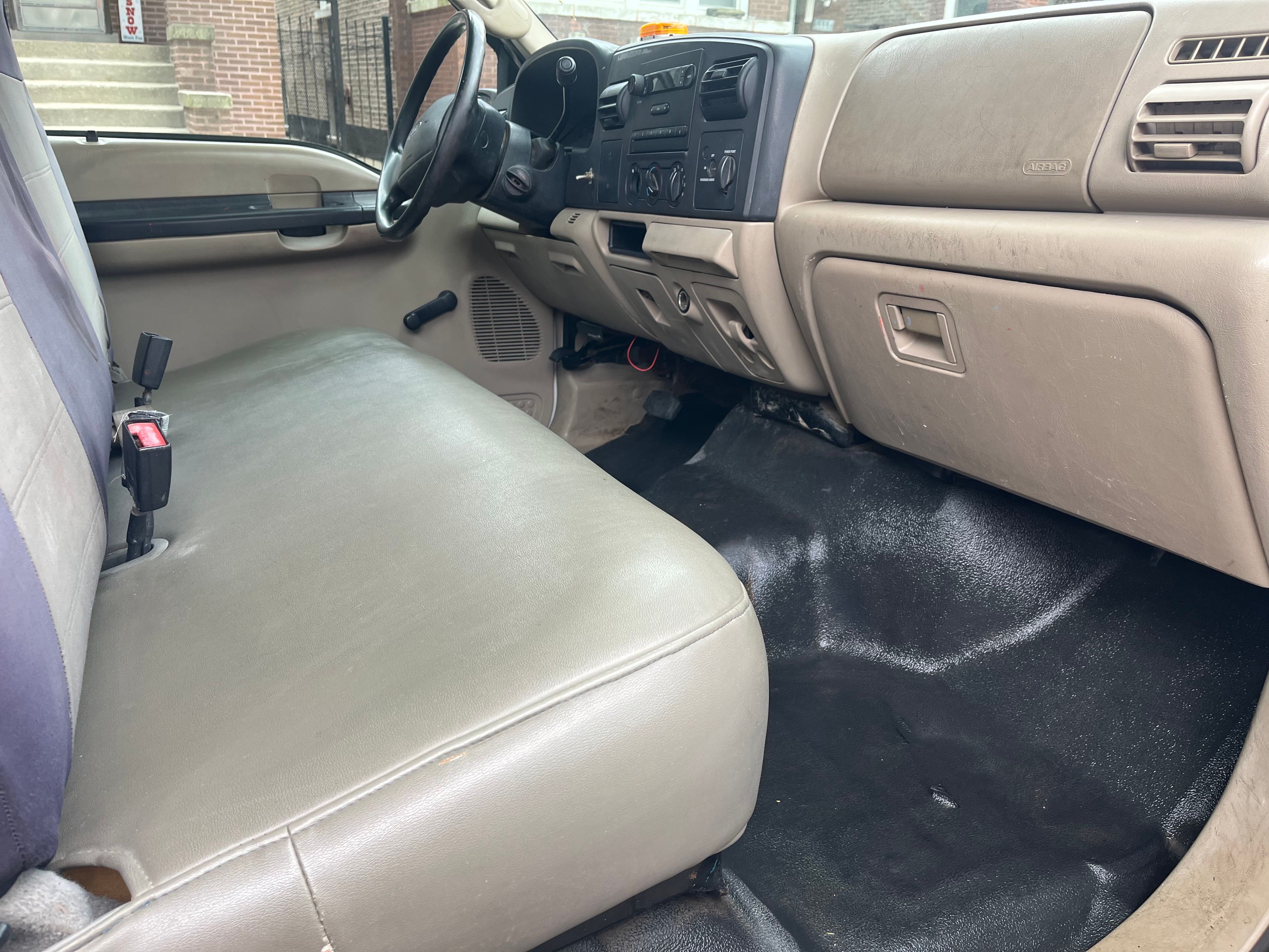 Used 2006 Ford F250 XL RWD image 15