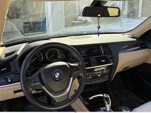 Used 2017 BMW X3 xDrive28i image 8