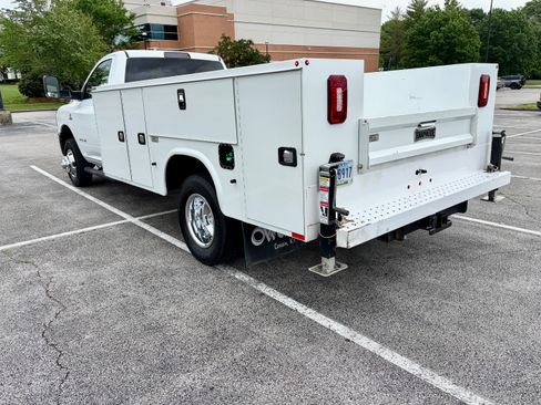 Used 2022 RAM 3500 Tradesman AWD/4WD image 4