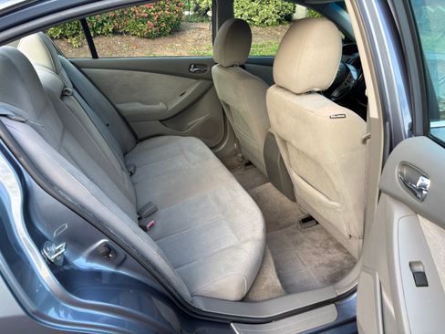 Used 2011 Nissan Altima 2.5 S w/ Convenience Pkg image 15