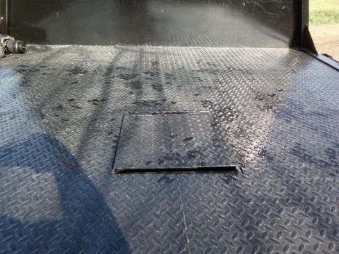 Used 2007 Chevrolet Silverado 2500 W/T w/ LS Package image 6