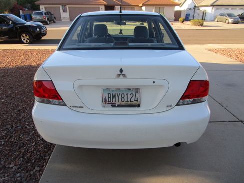 Used 2005 Mitsubishi Lancer ES FWD image 4