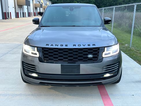 Used 2019 Land Rover Range Rover Supercharged image 9