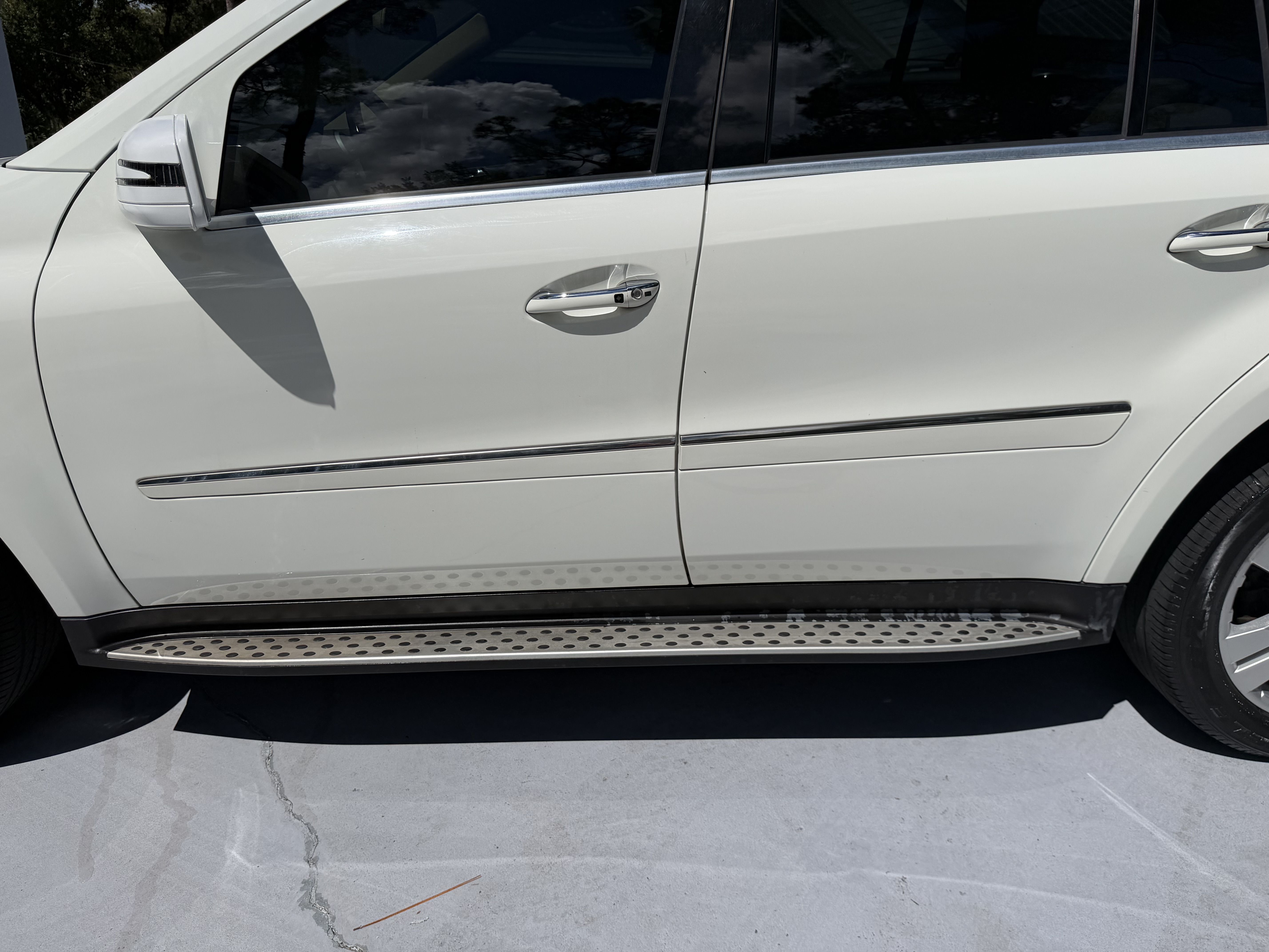 Used 2011 Mercedes-Benz GL 450 4MATIC w/ Premium 2 Pkg image 19