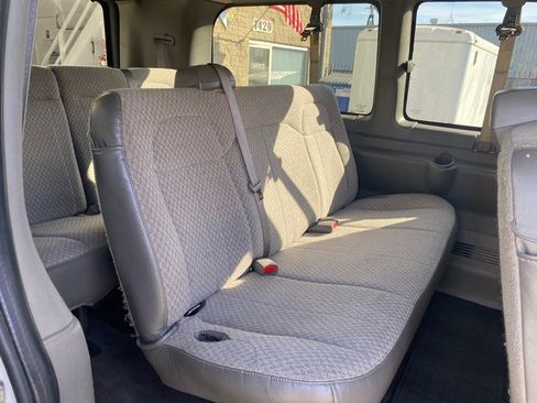 Used 2009 Chevrolet Express 3500 Passenger w/ LT Preferred Equipment Group image 16