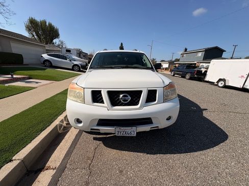 Used 2013 Nissan Armada SV w/ Driver Pkg image 2