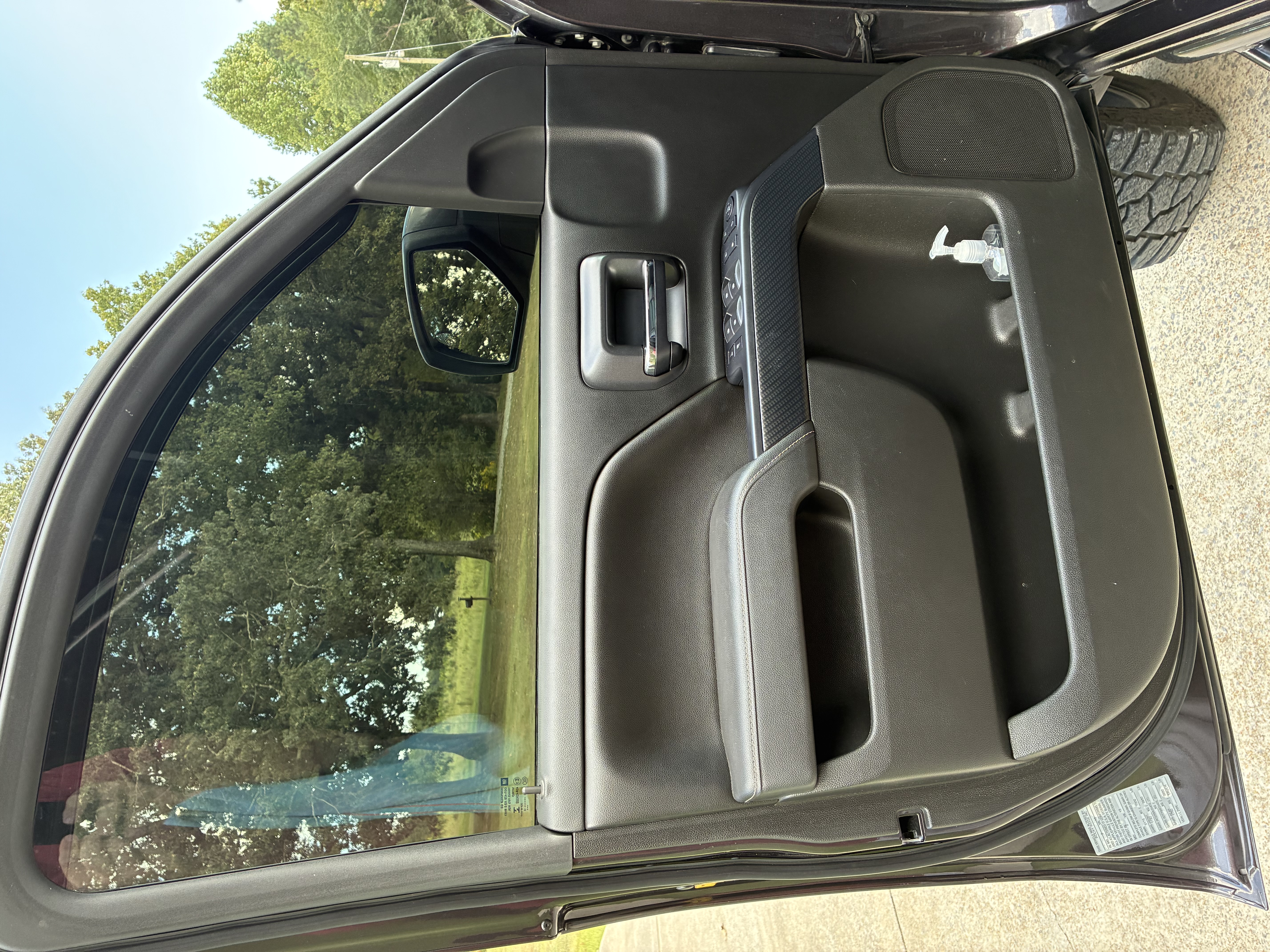 Used 2015 Chevrolet Silverado 1500 LT w/ All Star Edition AWD/4WD image 9