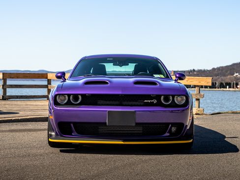 Used 2019 Dodge Challenger SRT Hellcat Redeye image 4