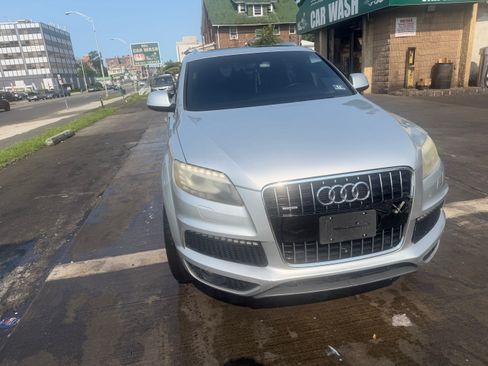 Used 2013 Audi Q7 3.0T S line Prestige AWD/4WD image 2