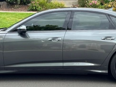 Used 2021 Audi A6 Premium Plus w/ Premium Plus Package AWD/4WD image 2