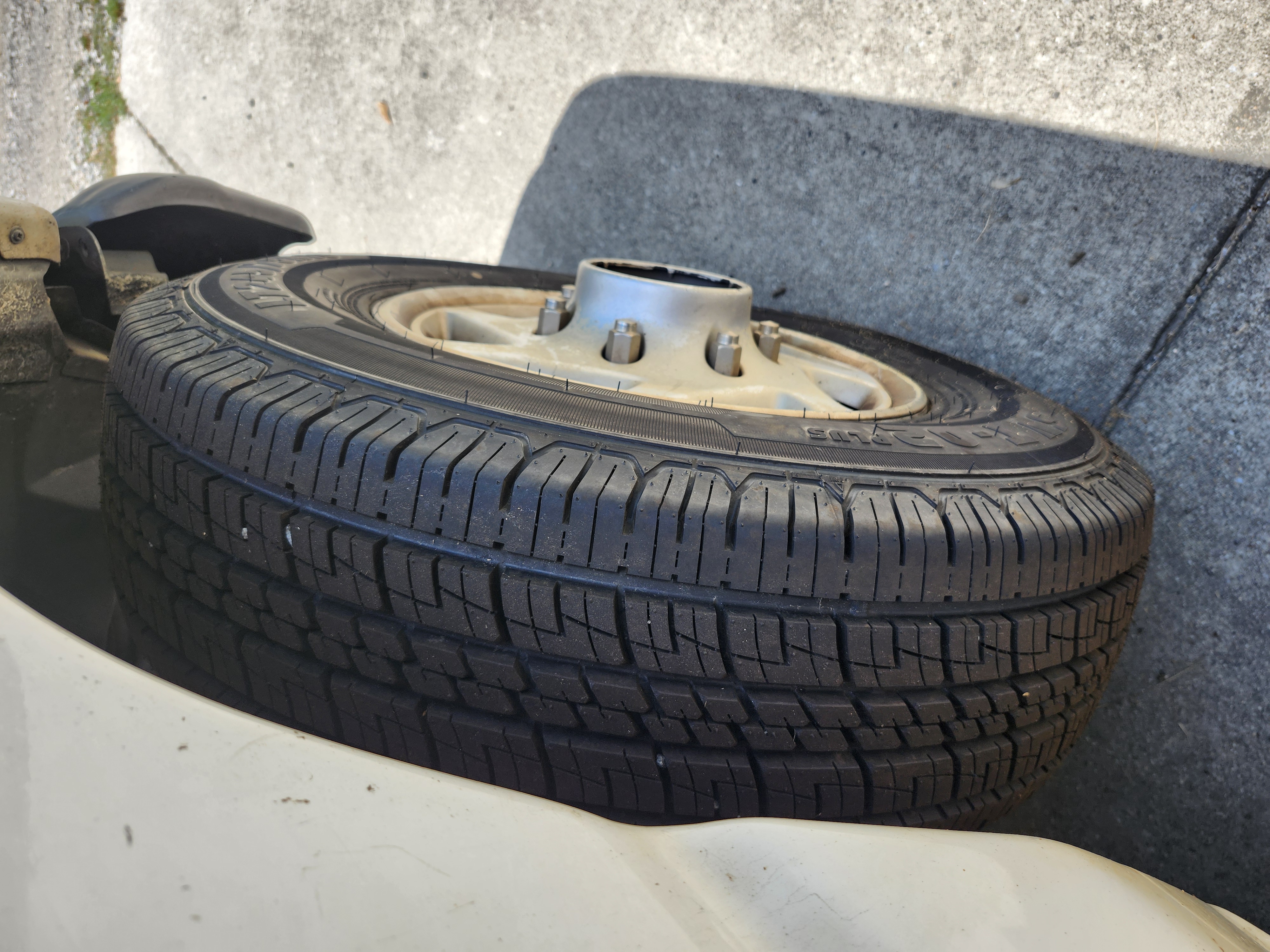 Used 2006 Ford E-250 and Econoline 250 RWD image 13