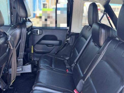 Used 2021 Jeep Wrangler Unlimited Rubicon w/ Trailer Tow Package image 26