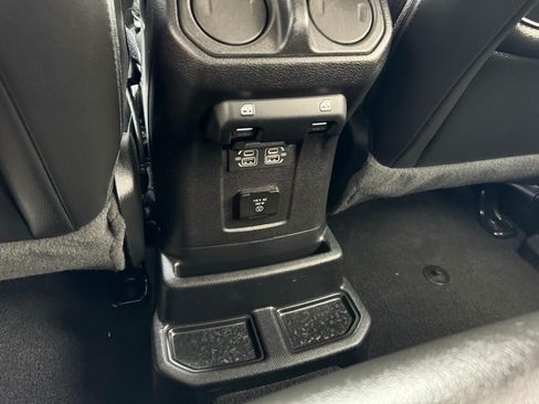 Used 2021 Jeep Wrangler Unlimited Sahara w/ Cold Weather Group image 8