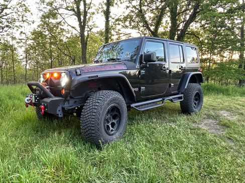 Used 2015 Jeep Wrangler Unlimited Sport w/ Quick Order Package 24S AWD/4WD image 9