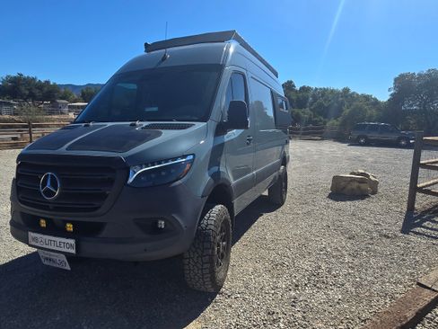 Used 2021 Mercedes-Benz Sprinter 2500 image 8