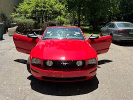 Used 2006 Ford Mustang GT RWD image 5