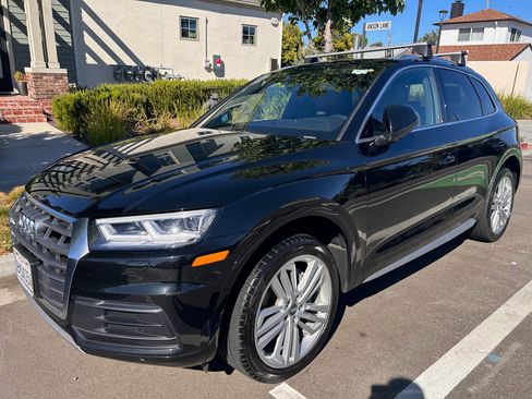Used 2019 Audi Q5 2.0T Premium Plus w/ Premium Plus Package AWD/4WD image 8