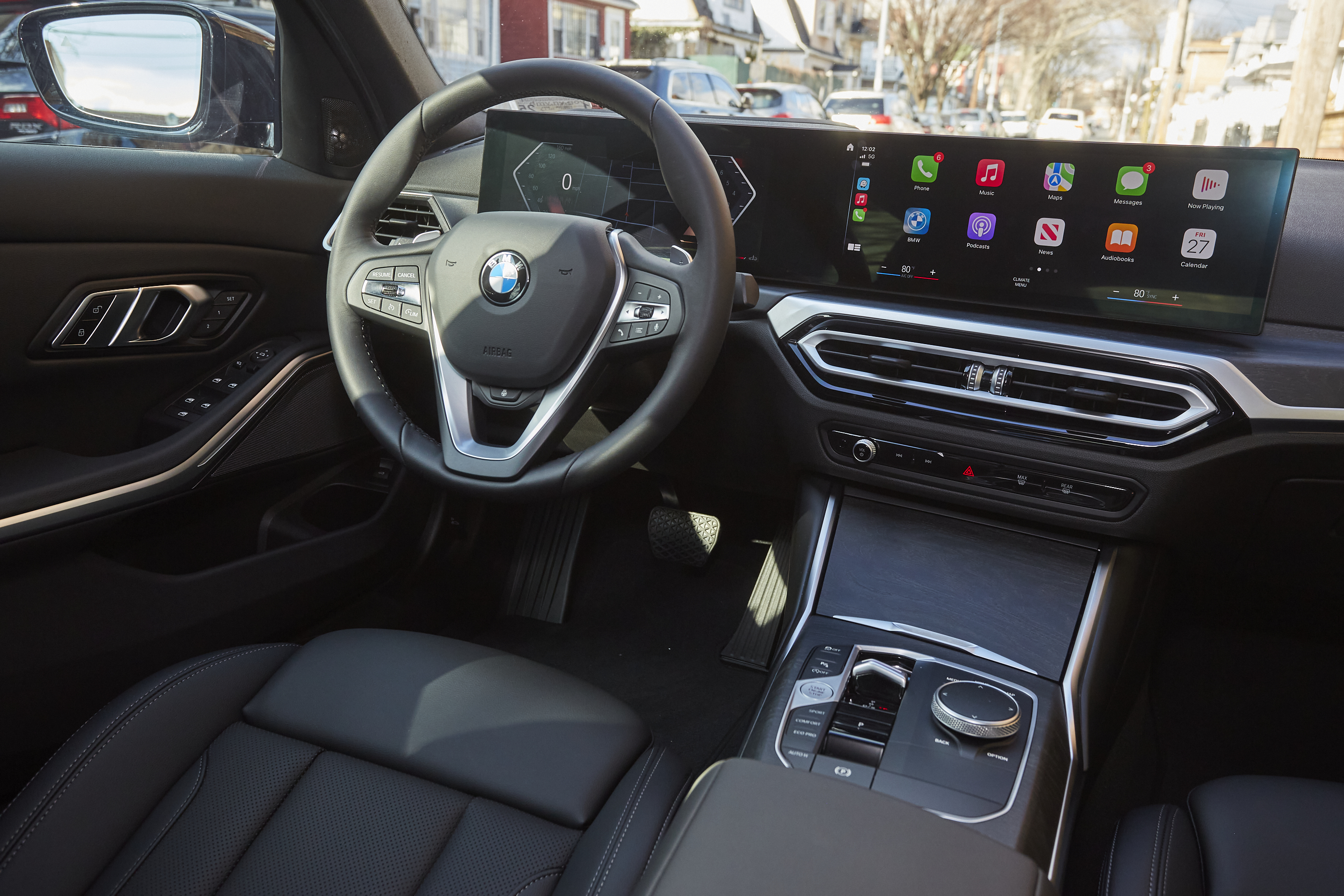 Used 2023 BMW 330i xDrive Sedan w/ Premium Package AWD/4WD image 26