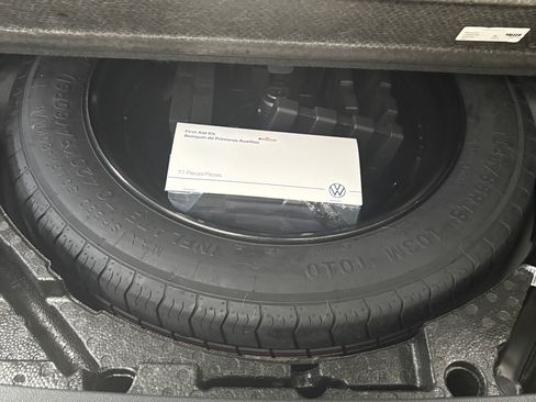 Used 2024 Volkswagen Tiguan S image 13