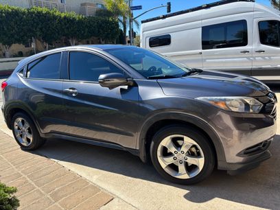 Used 2016 Honda HR-V EX