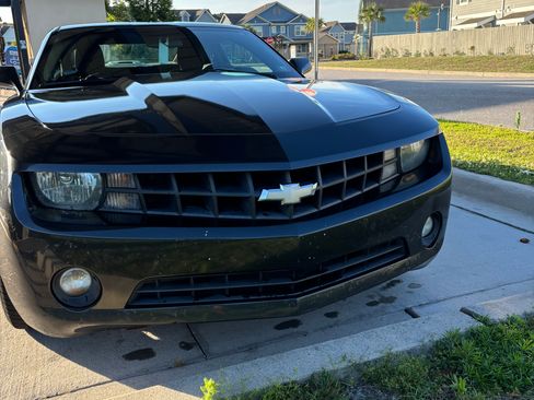 Used 2013 Chevrolet Camaro LT RWD image 9