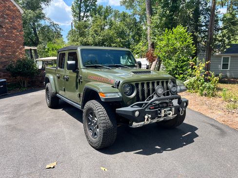 Used 2022 Jeep Gladiator Mojave w/ LED Lighting Group AWD/4WD image 1