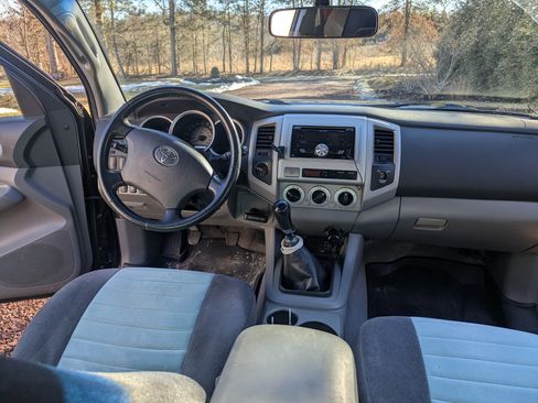 Used 2005 Toyota Tacoma 4x4 Access Cab image 17