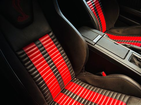 Used 2013 Ford Mustang Shelby GT500 image 10