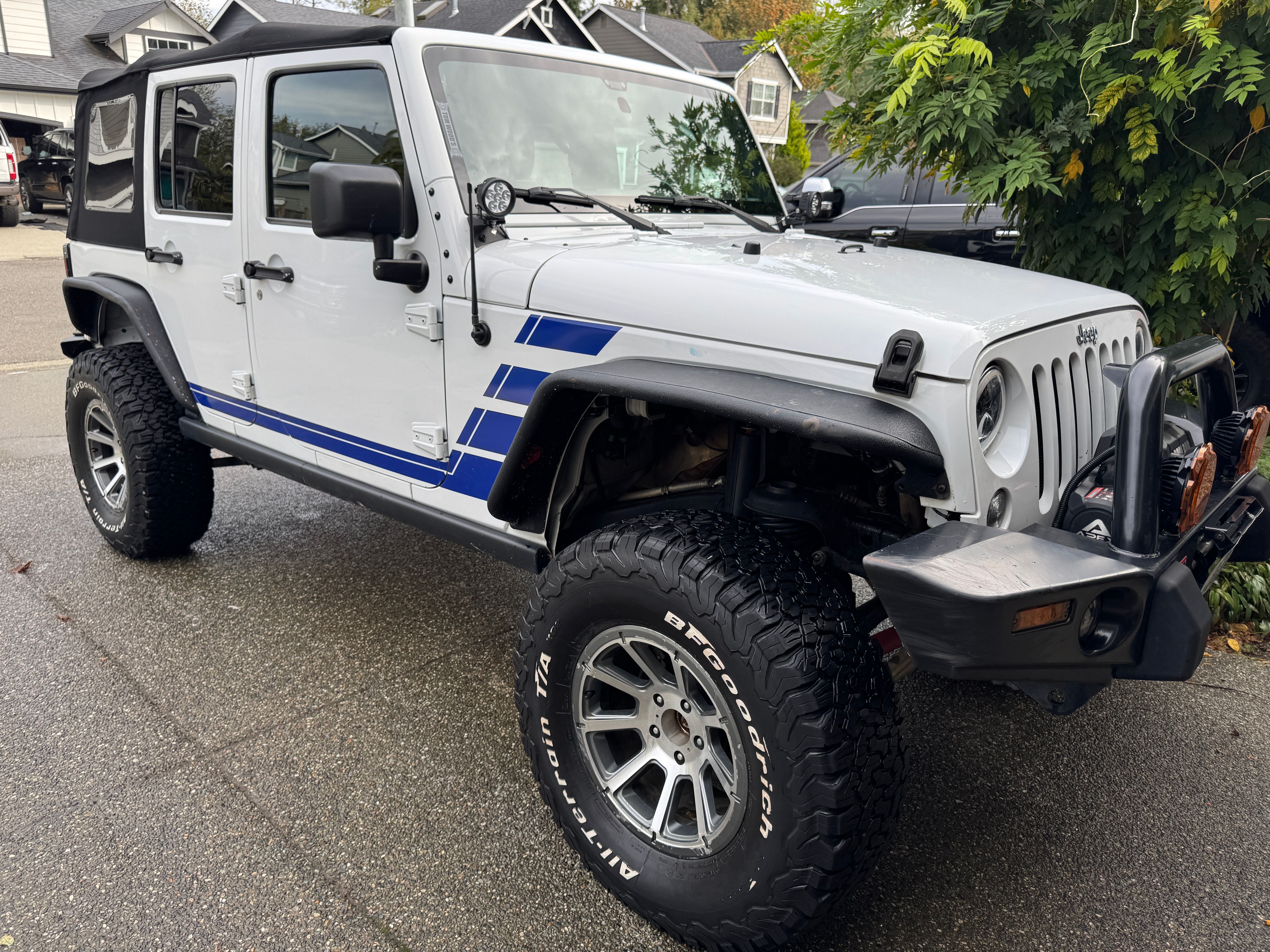 Used 2017 Jeep Wrangler Unlimited Sport w/ Quick Order Package 23S AWD/4WD image 1