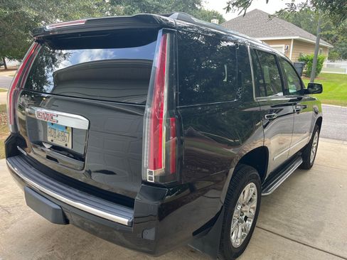 Used 2016 GMC Yukon Denali w/ Open Road Package AWD/4WD image 5