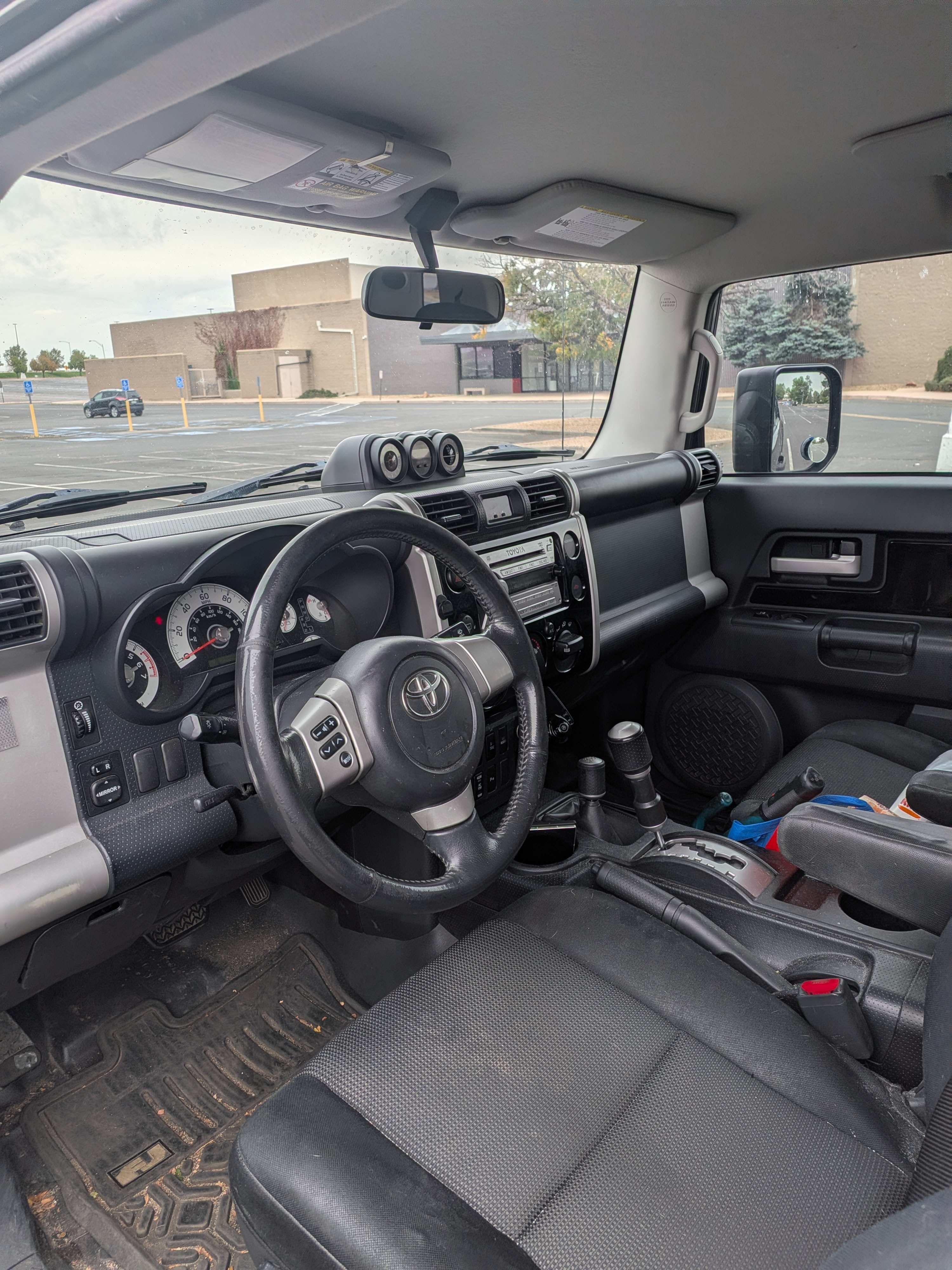 Used 2008 Toyota FJ Cruiser 4WD w/ Upgrade Pkg 2 image 13