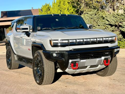 Used 2024 GMC Hummer EV 3X image 2