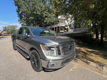 Used 2018 Nissan Titan SL