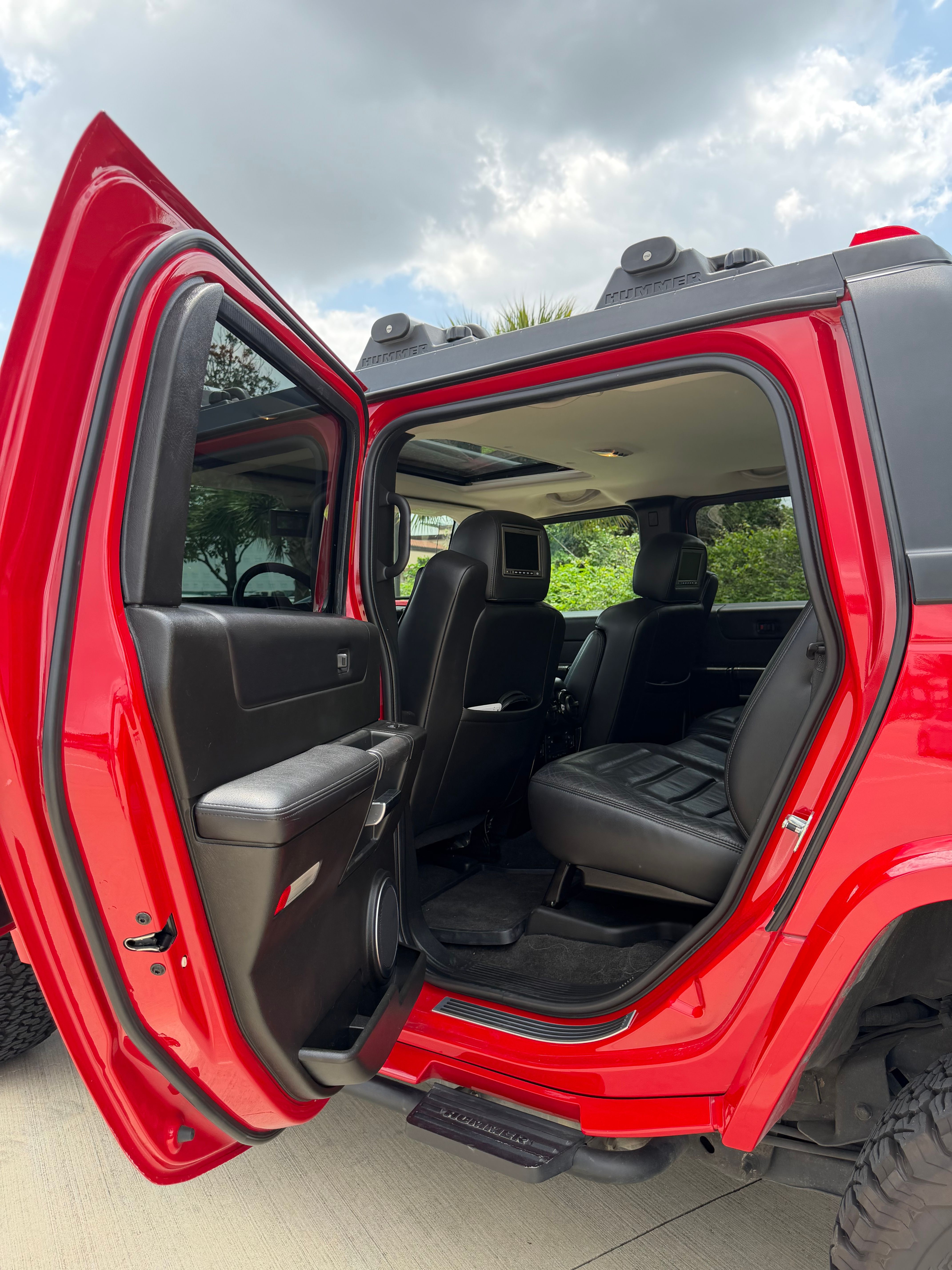 Used 2007 HUMMER H2 SUT w/ Special Edition AWD/4WD image 14