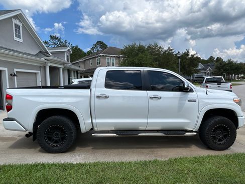 Used 2019 Toyota Tundra Platinum AWD/4WD image 4