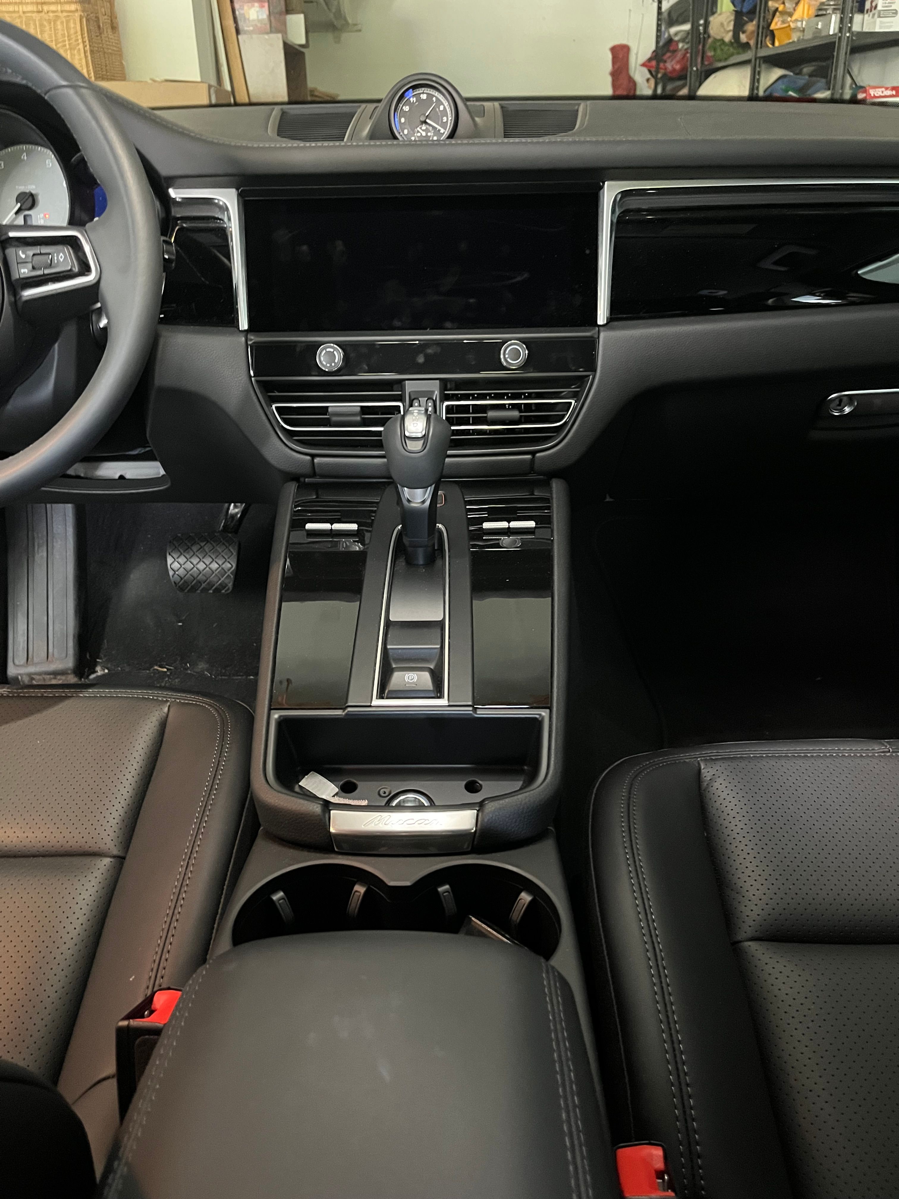 Used 2025 Porsche Macan S AWD/4WD image 8