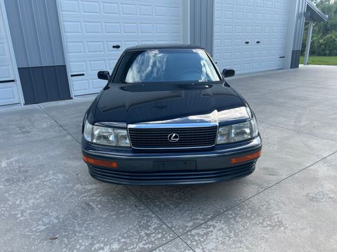 Used 1994 Lexus LS 400 image 4