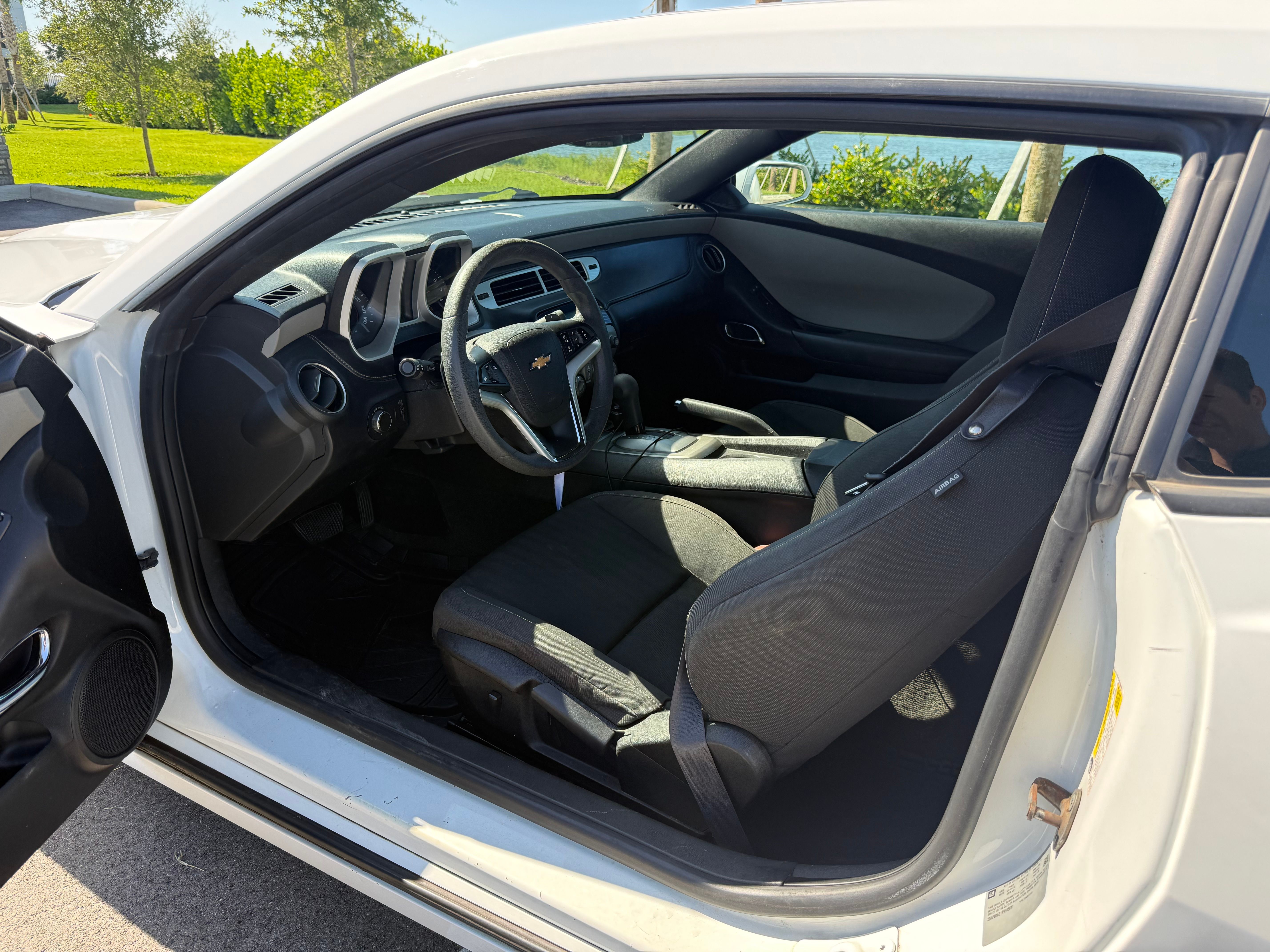 Used 2015 Chevrolet Camaro LS RWD image 6