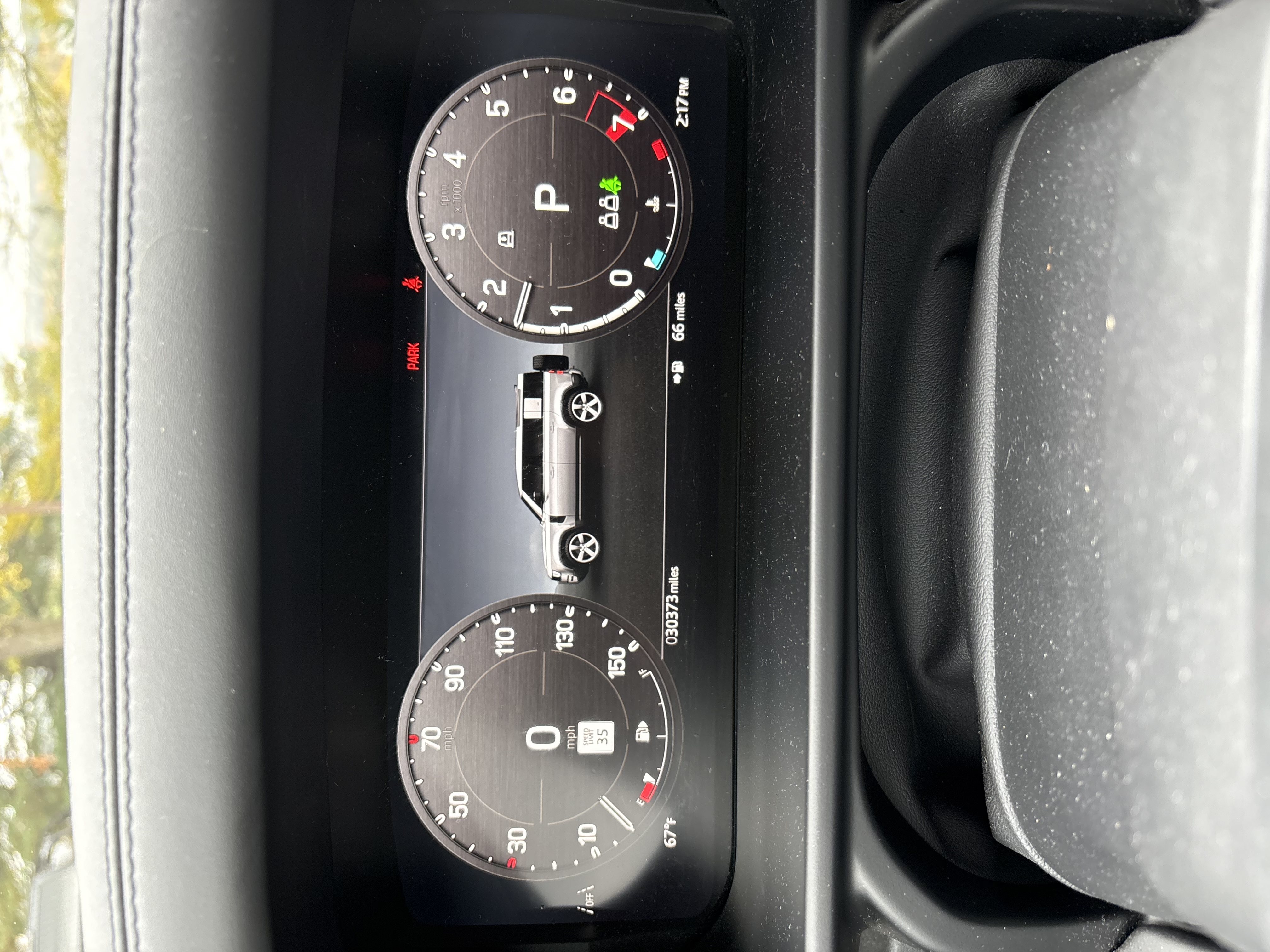 Used 2025 Land Rover Defender 110 S AWD/4WD image 9