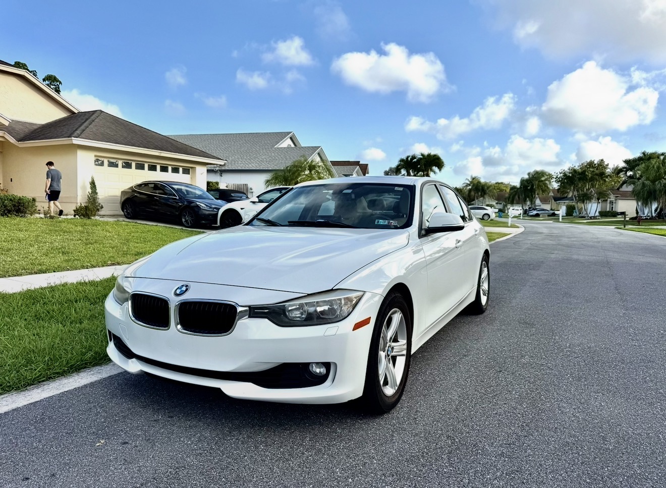 Used 2015 BMW 328i xDrive Sedan AWD/4WD image 2