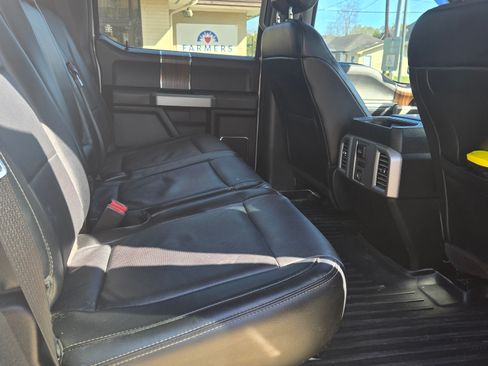 Used 2015 Ford F150 Lariat w/ Equipment Group 502A Luxury image 13