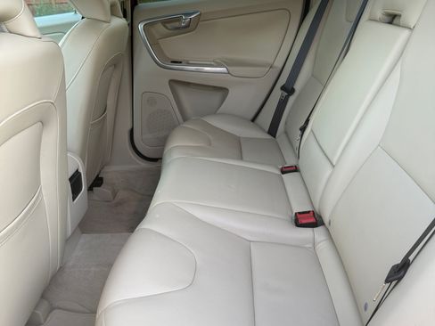 Used 2015 Volvo XC60 T5 Premier FWD image 14