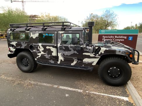 Used 1997 HUMMER H1 4-Door Wagon AWD/4WD image 5
