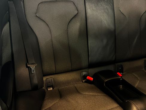 Used 2016 BMW M4 Coupe image 23