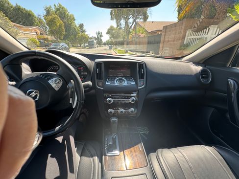 Used 2013 Nissan Maxima 3.5 SV w/ Premium Pkg image 9