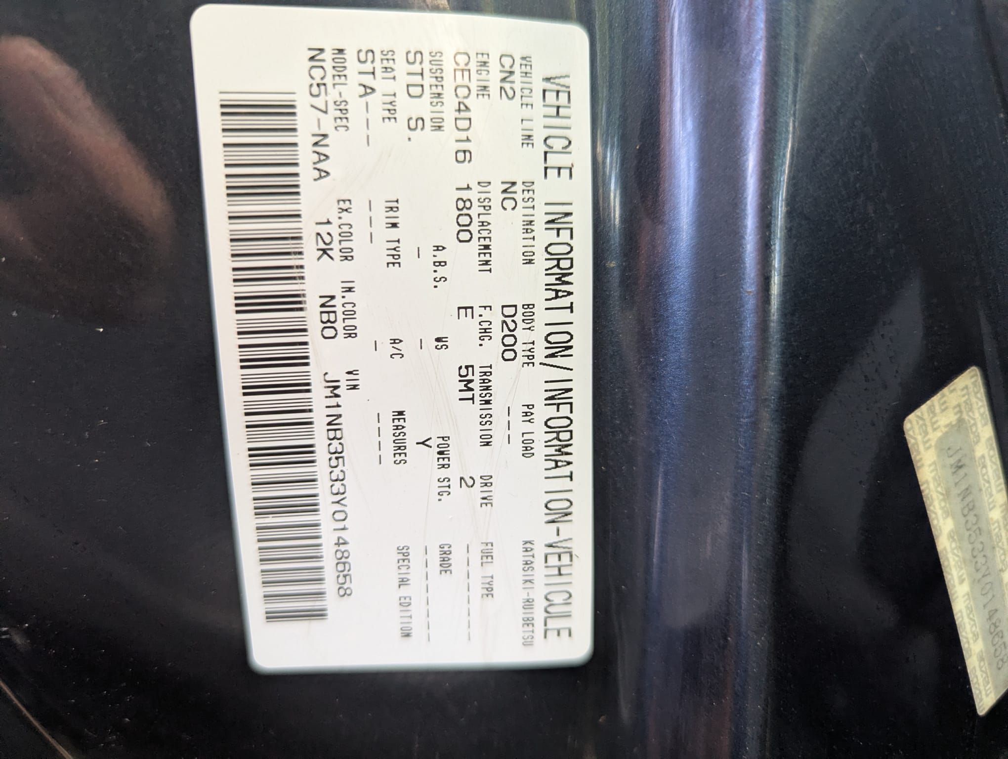 Used 2000 MAZDA MX-5 Miata RWD image 16